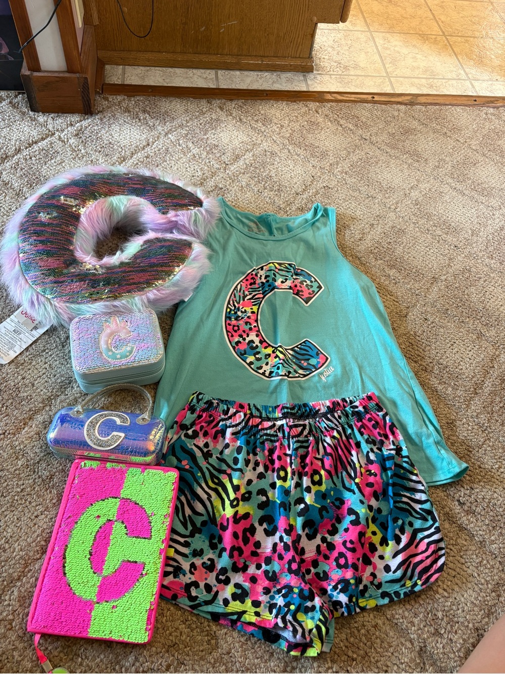 Turquoise C Graphic Tank with Neon Animal Print Shorts size 18/20